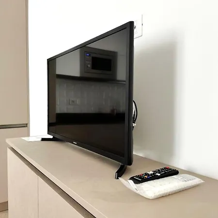 Iridion アパート マルティナ・フランカ
